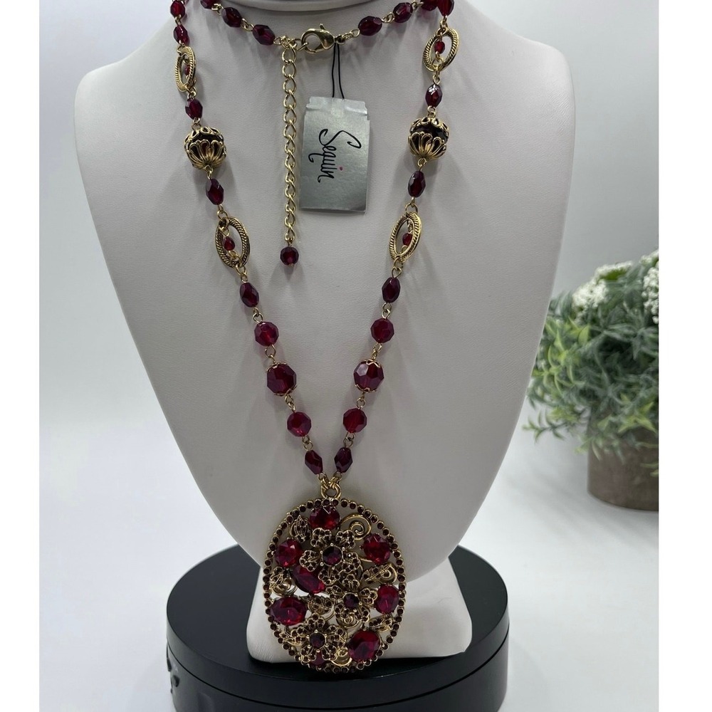 Sequin Vintage Red Rhinestone Medallion Gold Tone Floral Pendant Necklace New‎